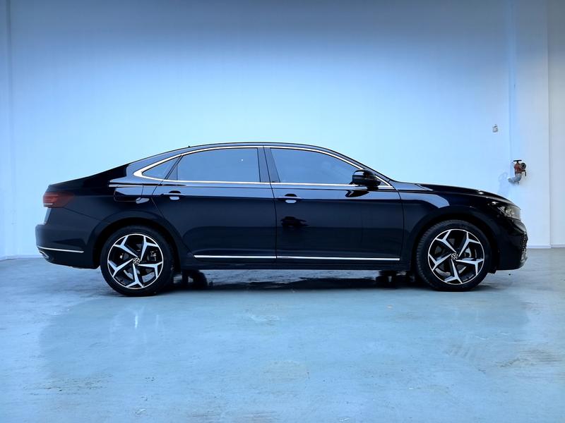 Volkswagen Passat 2025