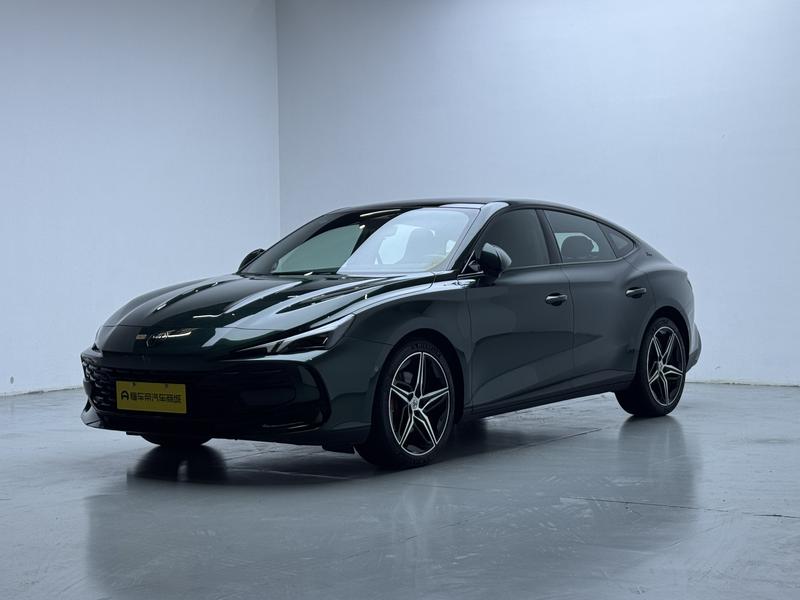 MG MG7 2025