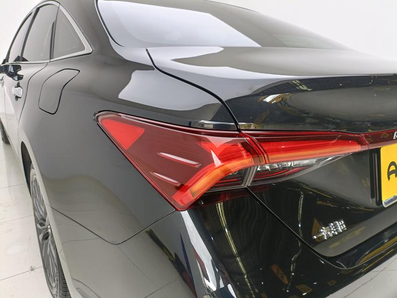 Toyota Asian Dragon 2019
