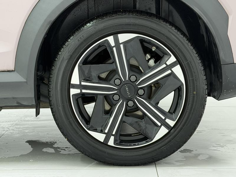 Lynk & Co Lynk&Co 06 EM-P 2024