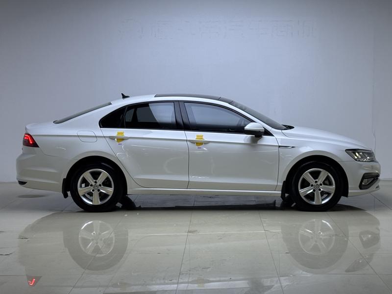 Volkswagen Lamando 2021