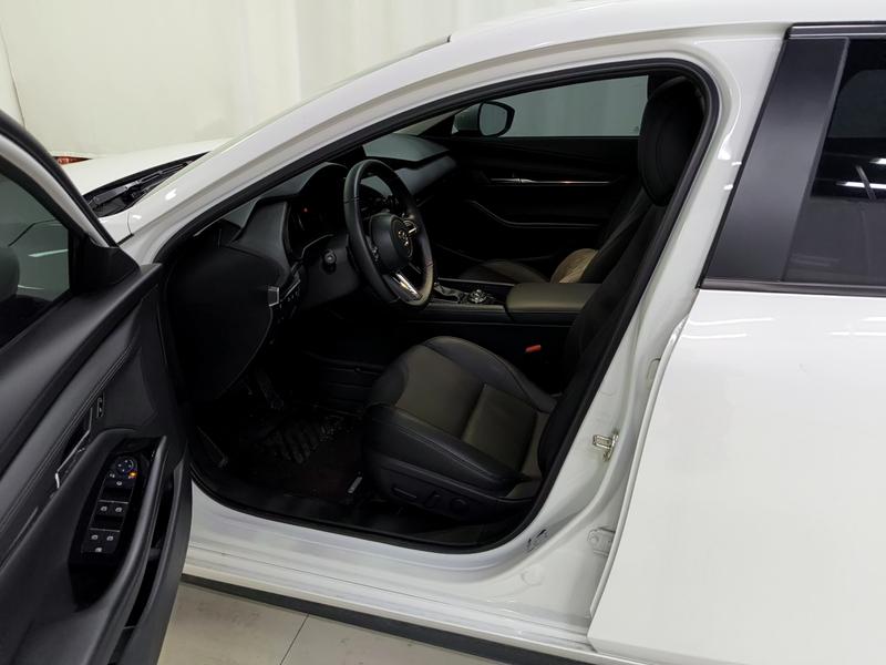 Mazda Mazda 3 Axela 2023