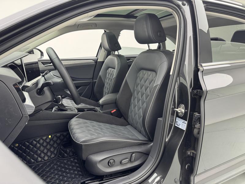 Volkswagen Sagitar 2024