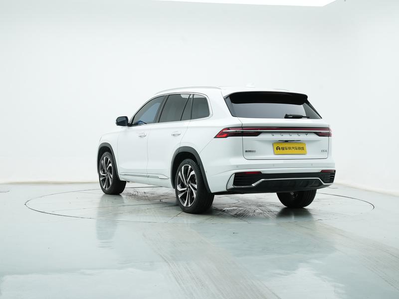 Geely Emgrand L 2021