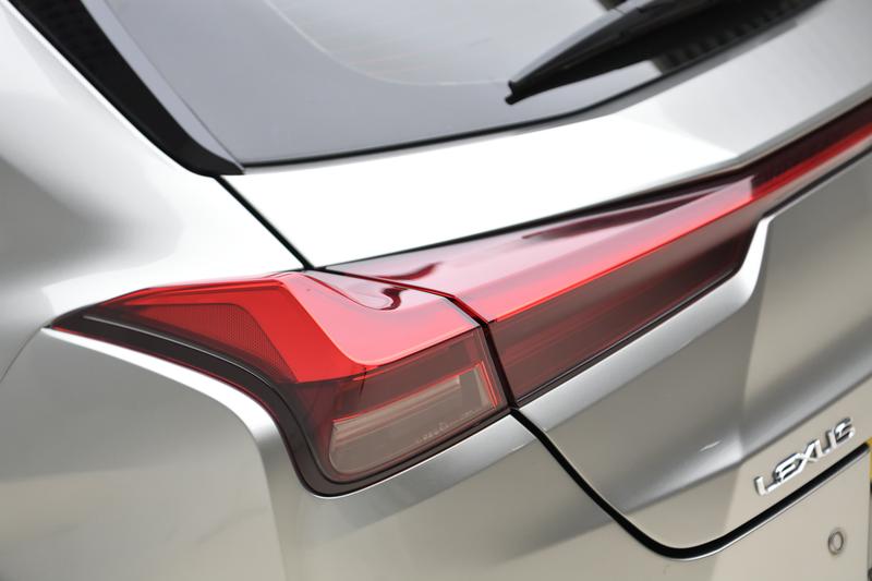 Lexus Lexus UX 2020