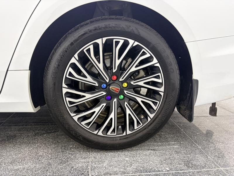 Hongqi Red Flag H5 2024