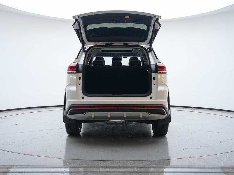 Geely Boyue 2022