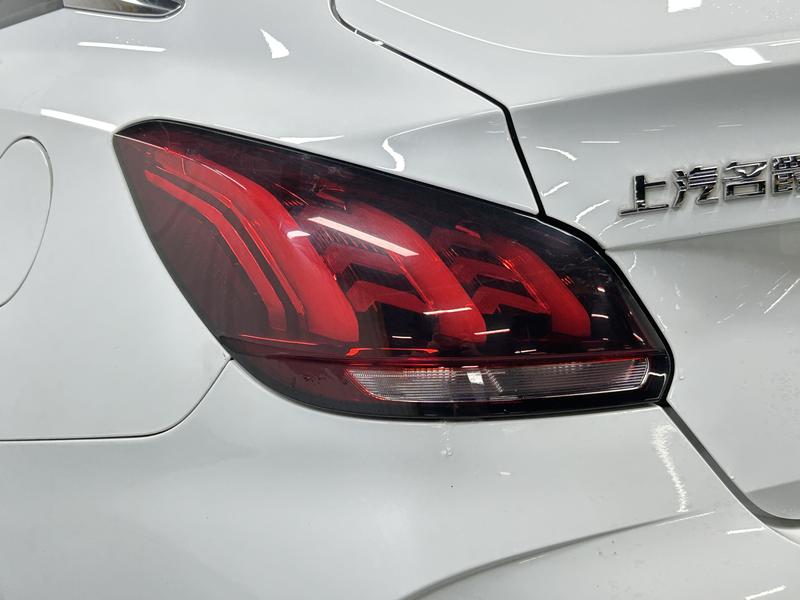 MG MG5 2022
