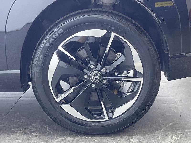 Toyota Platinum Smart 3X 2025