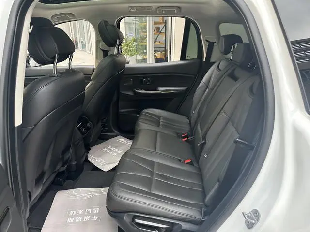 NIO NIO ES8 415KM base version seven seats