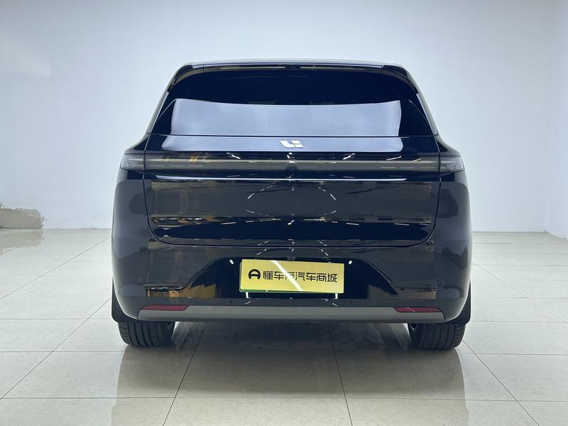 Li Auto Ideal L6 2024