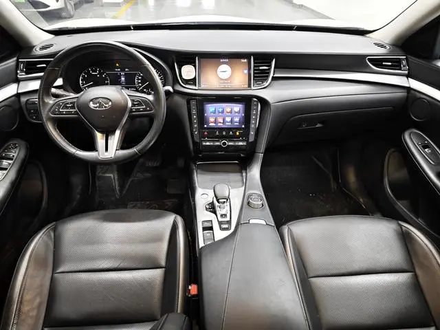 Infiniti Infiniti QX50 2.0T two-wheel drive fashion version