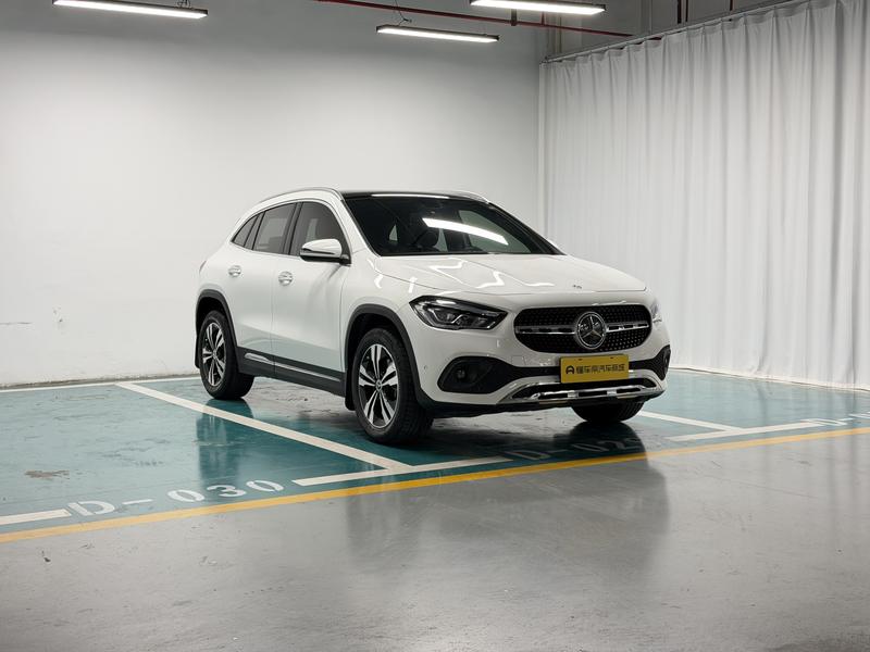 Mercedes-Benz Mercedes Benz GLA 2020