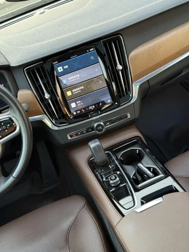 Volvo Volvo S90 PHEV T8 E-drive Hybrid Zhiyi Deluxe Edition