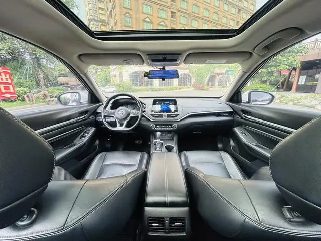Nissan Teana 2.0 L XL Comfort Edition