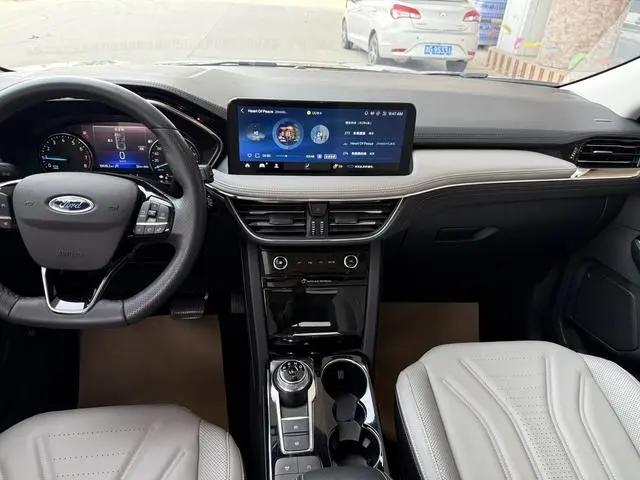 Ford Ruiji EcoBoost 245 two-wheel drive Yaoxiang model