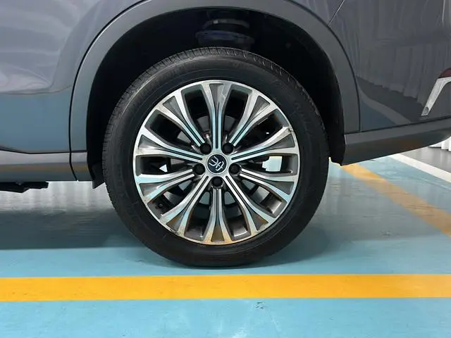 BYD Song Pro DM DM 1.5T four-wheel drive performance version luxury