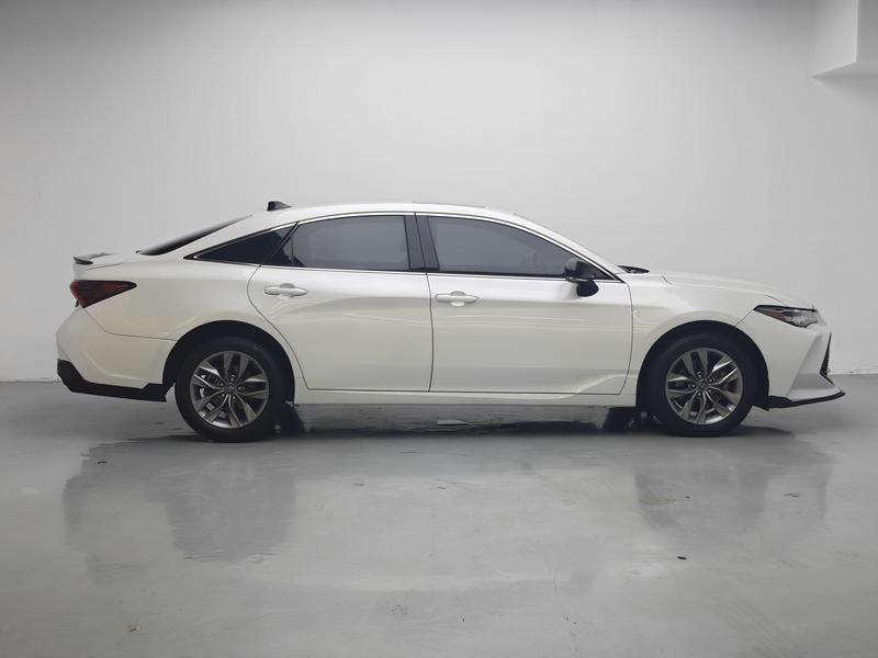 Toyota Asian Dragon 2019