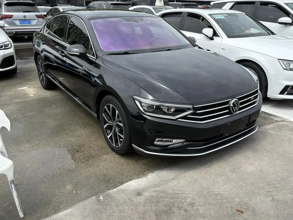 Volkswagen Magotan 330TSI DSG 30th Anniversary Edition