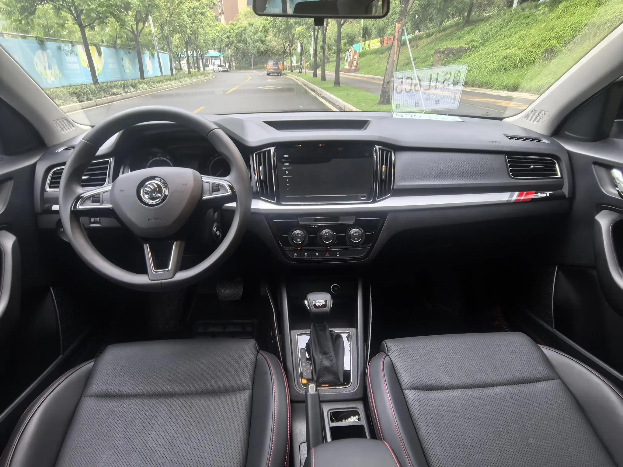 Skoda Komik GT 1.5L Automatic Premium Edition