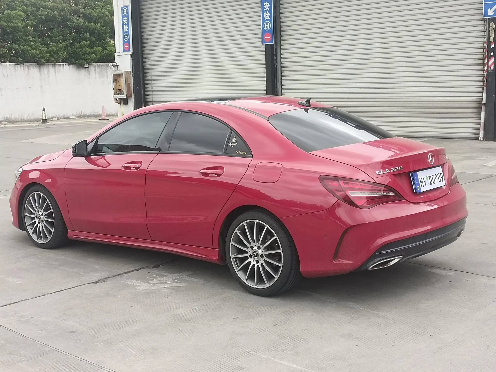 Mercedes-Benz Mercedes-Benz CLA CLA 220 4MATIC