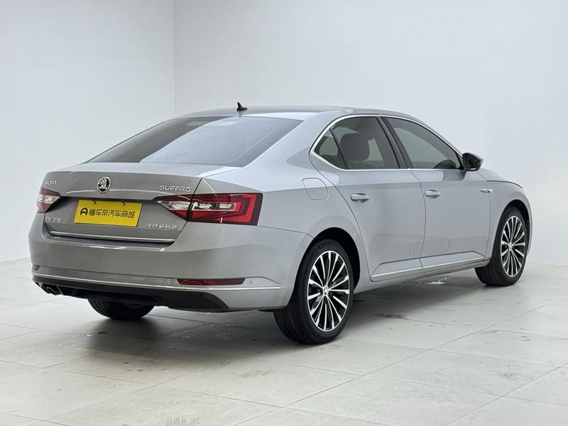Skoda Superb 2016