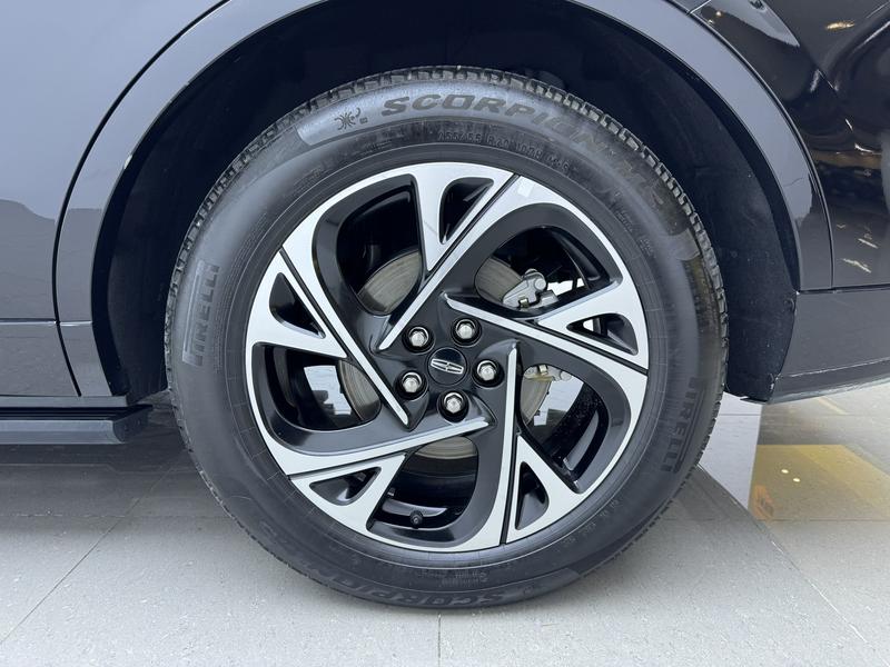 Lincoln Voyager 2023
