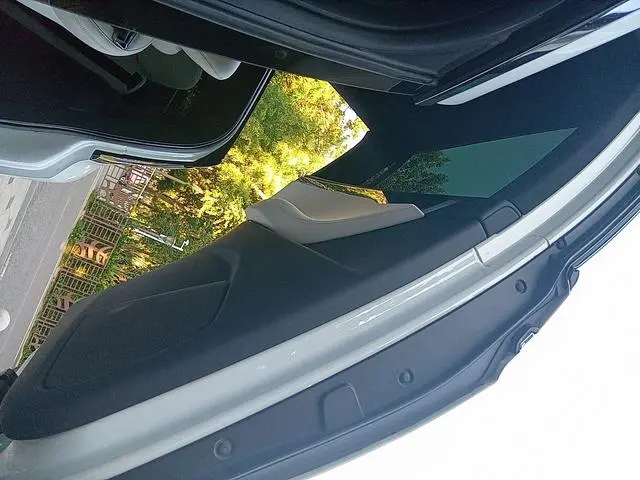 Tesla Model X 100D long battery life version