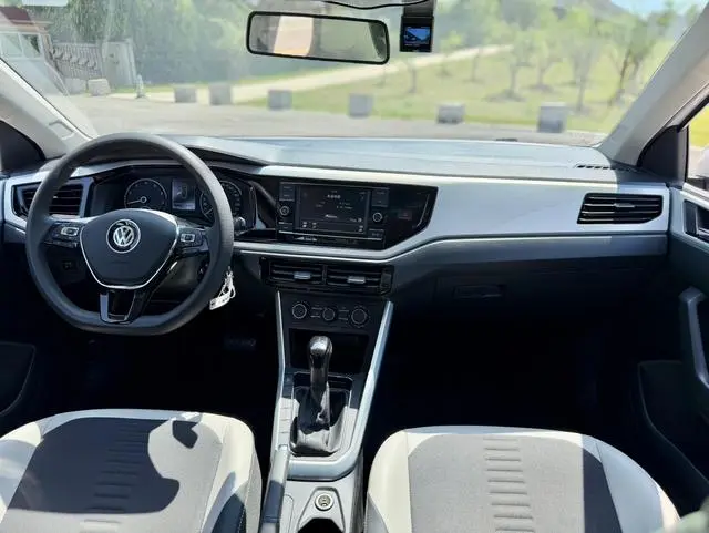Volkswagen Polo Plus 1.5L automatic colorful technology version