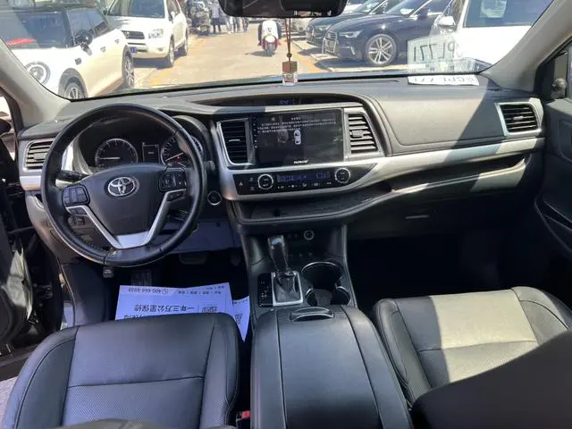 TOYOTA Highlander 2.0T four-wheel drive deluxe edition 7-seater Country V