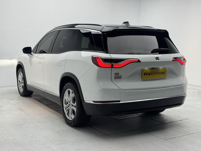 NIO NIO ES8 2020