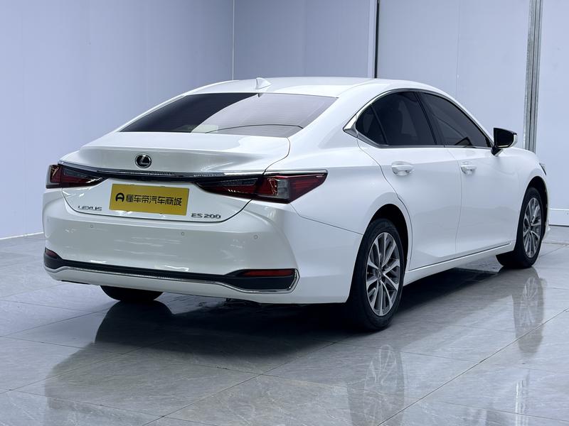 Lexus Lexus ES 2022