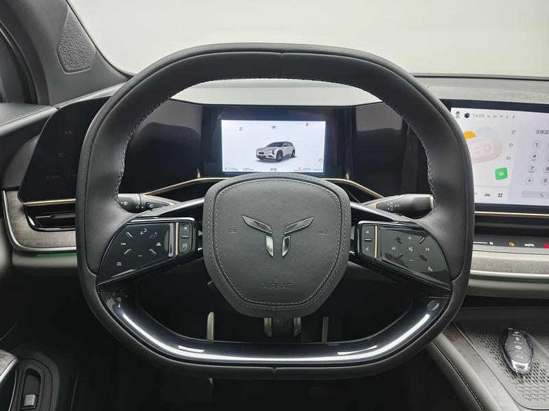 Hongqi Hongqi Tiangong 08 2025