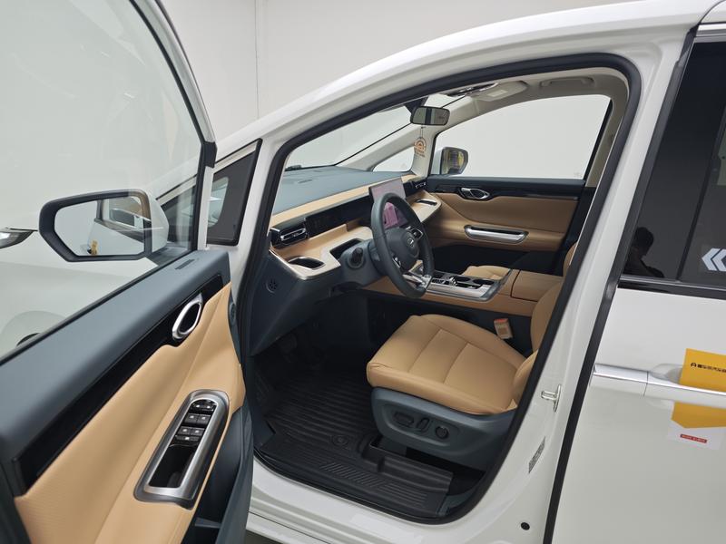 Trumpchi Trumpchi E8 2024