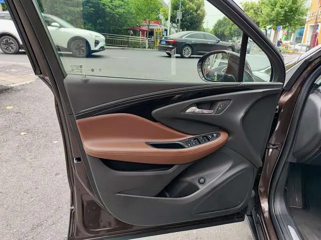 Buick Angkewei 532T two-wheel drive luxury