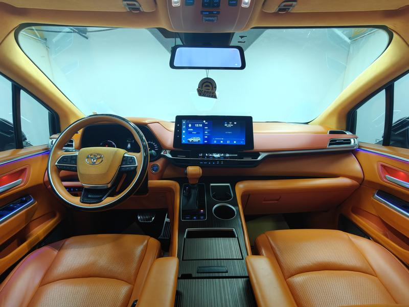 Toyota Sienna 2021
