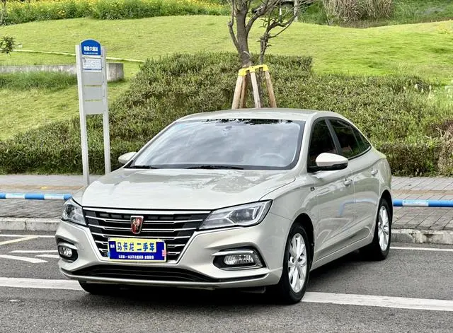 Roewe Roewe i5 1.5L manual 4G Interconnection Linghao Edition
