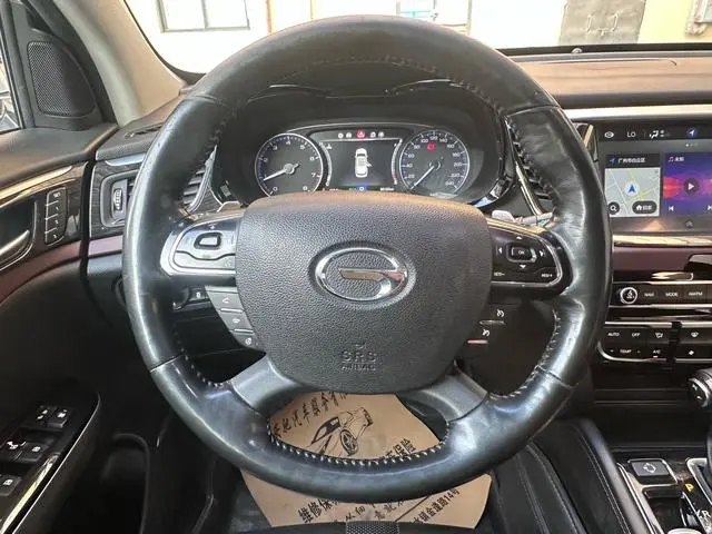 GAC Trumpchi GS8 320T two-wheel drive luxury Zhilian Edition 7 seats