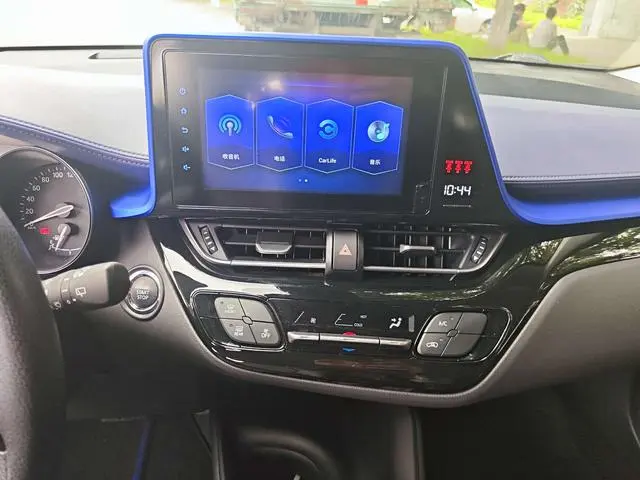 TOYOTA Toyota C-HR 2.0L Comfort Version
