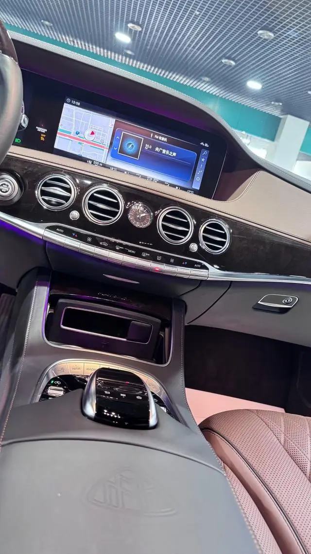 Mercedes-Benz Maybach S-class S 560 4MATIC