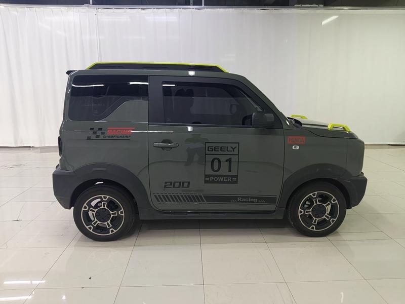Geely Galaxy panda 2024