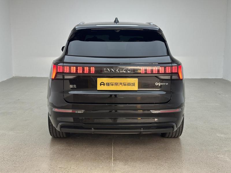 Lynk & Co Lynk&Co 09 EM-P 2024
