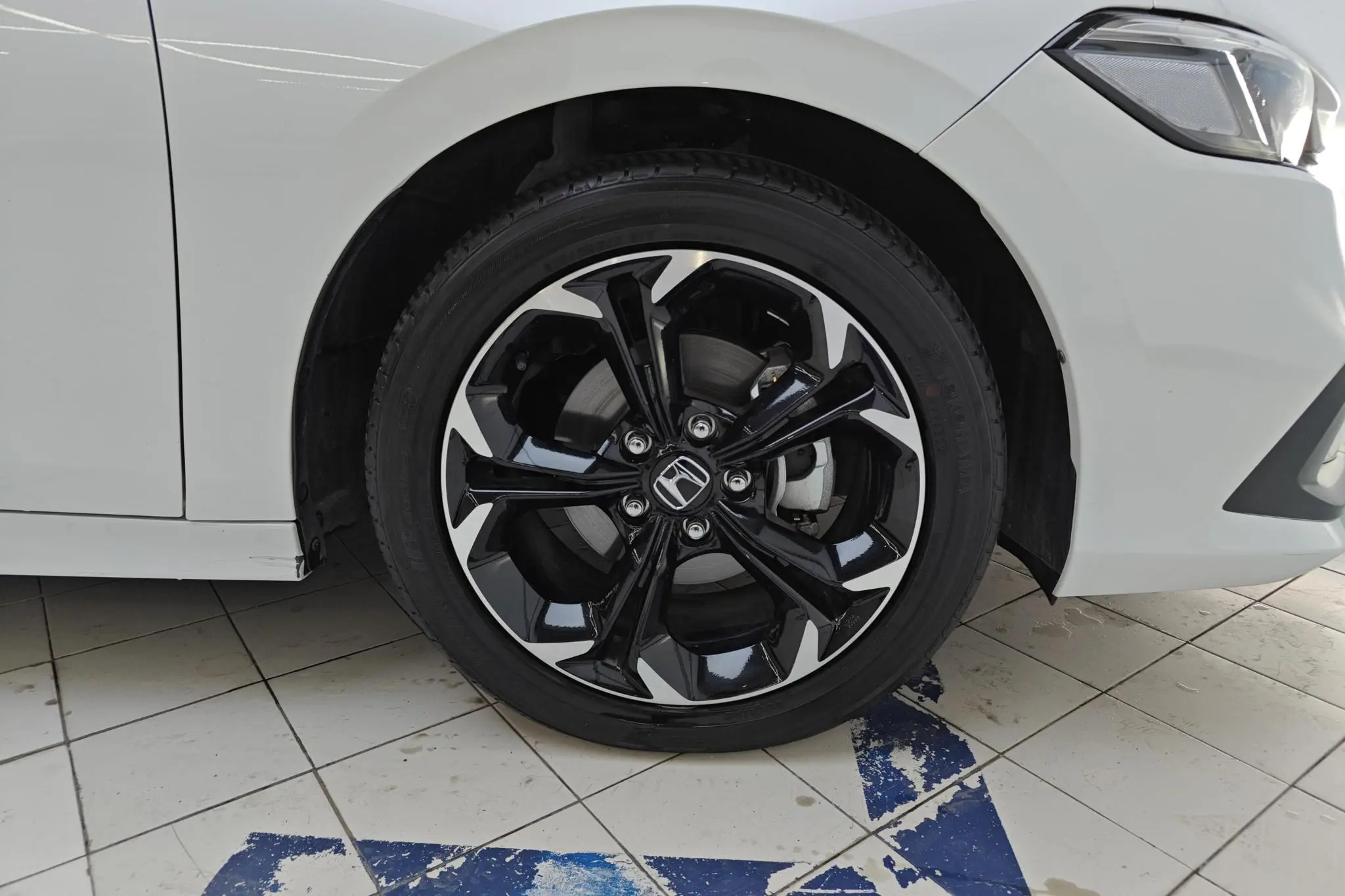 Honda Civic 240TURBO CVT combustion version