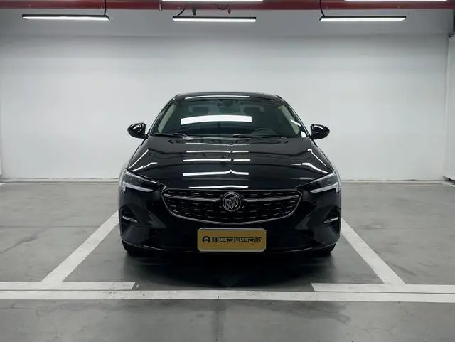 Buick Regal 552T luxury