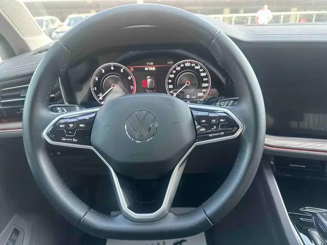 Volkswagen Touareg 3.0 TSI Ruixiang Edition Yao Black Sports Suit