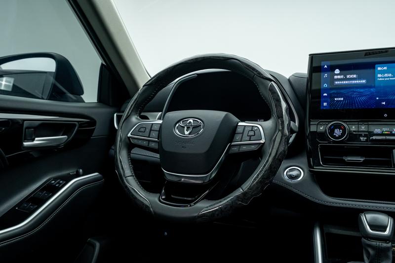 Toyota Highlander 2023