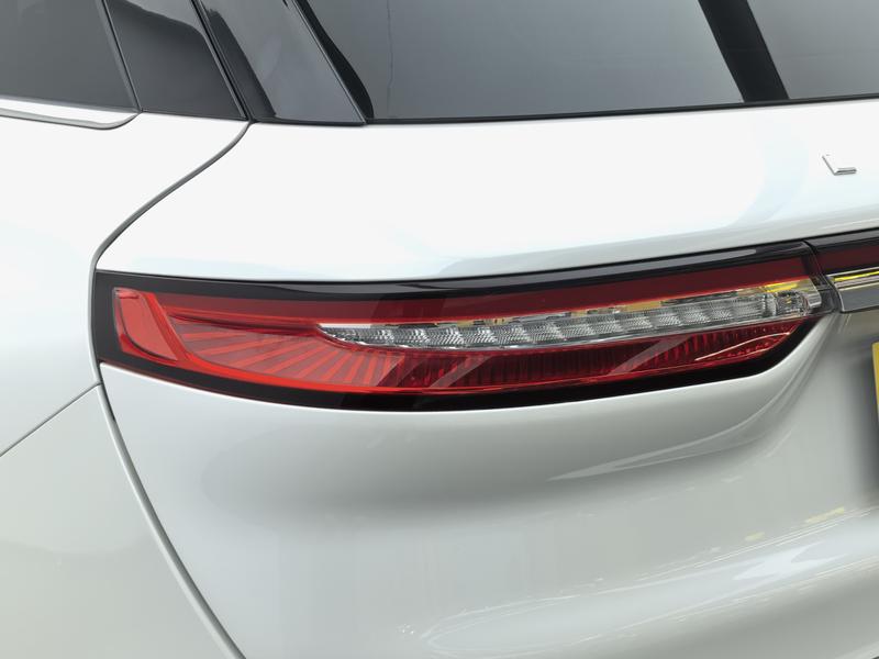 Lincoln adventurer 2022