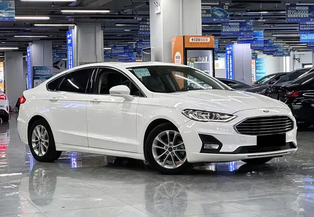 Ford Mondeo EcoBoost 200 intelligent control Fashion type country V