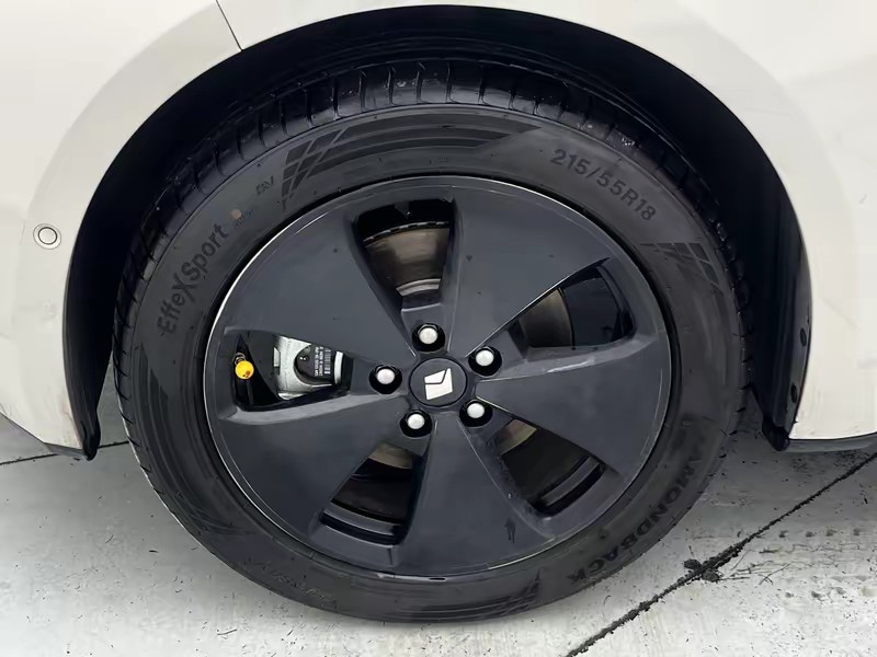 Baojun Yunduo 2023