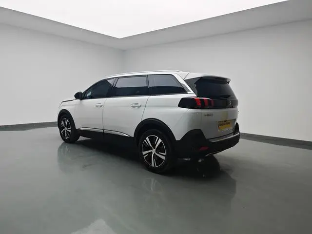 Peugeot Peugeot 5008 360THP 5-seater strength Edition